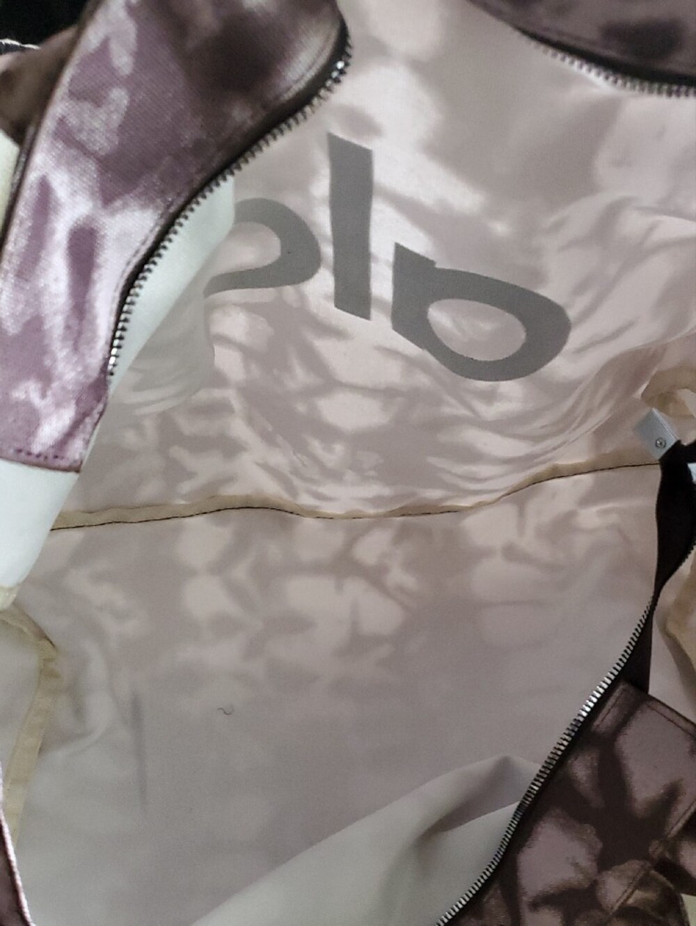 ALO Yoga Mauve Tie-Dye Canvas Tote - Picture 8 of 12